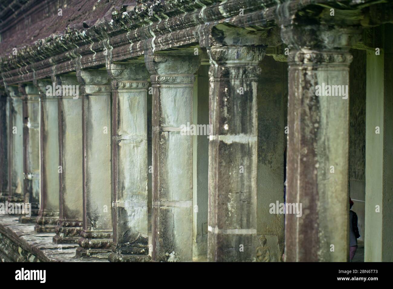 Angkor Wat è un complesso di templi in Cambogia ed è il più grande monumento religioso del mondo Foto Stock