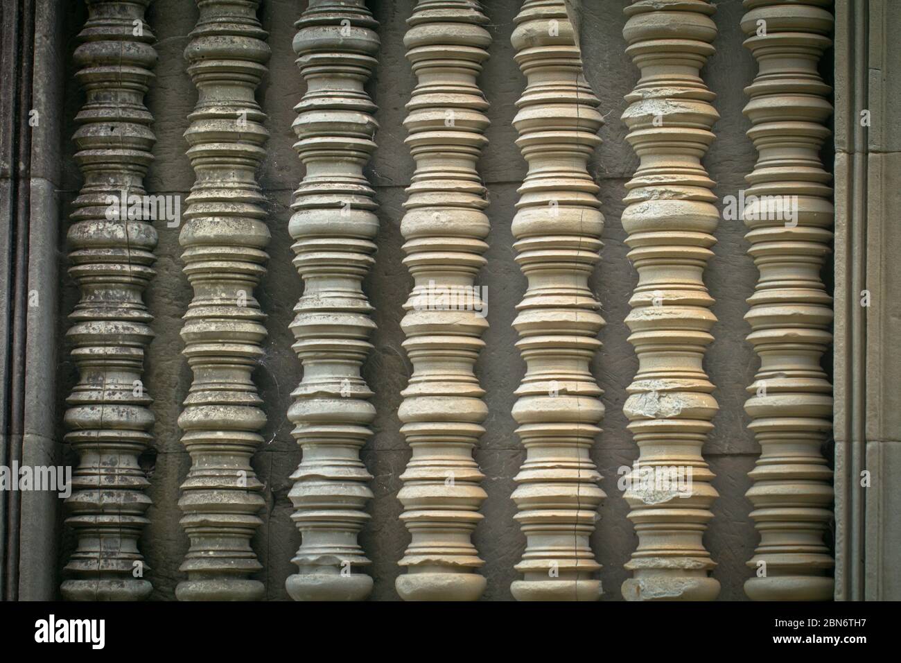 Angkor Wat è un complesso di templi in Cambogia ed è il più grande monumento religioso del mondo Foto Stock