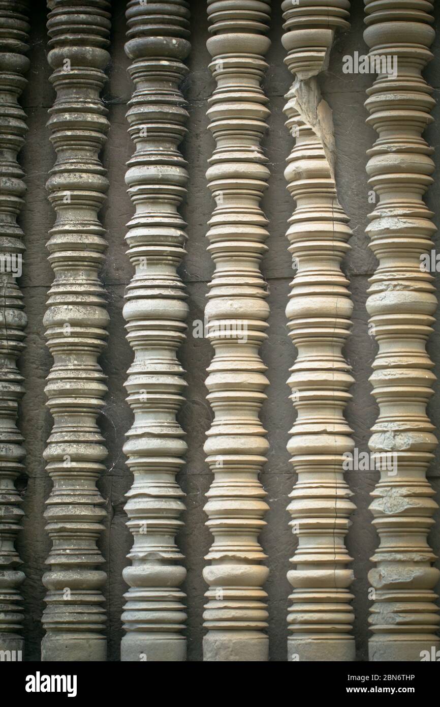 Angkor Wat è un complesso di templi in Cambogia ed è il più grande monumento religioso del mondo Foto Stock