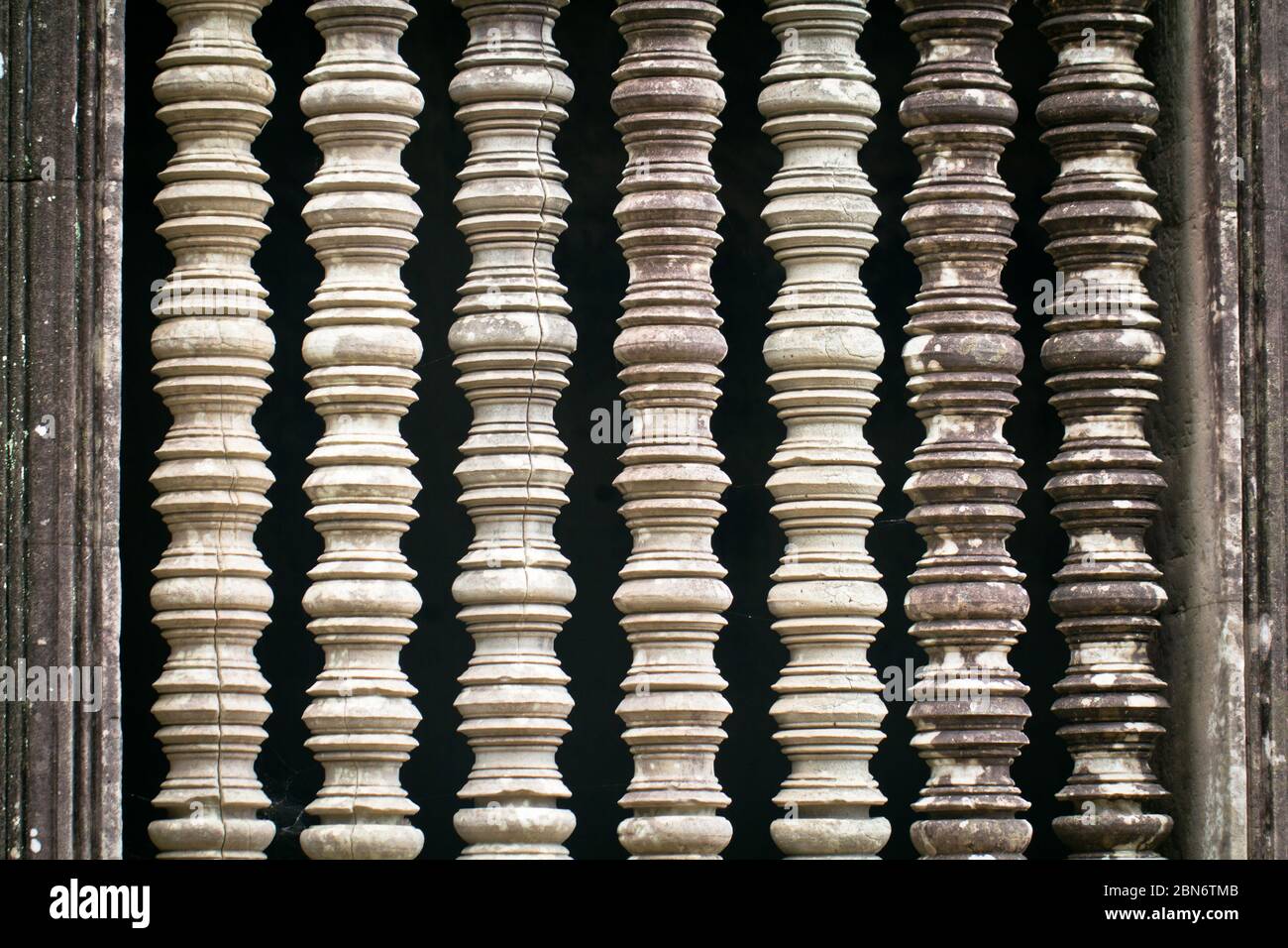 Angkor Wat è un complesso di templi in Cambogia ed è il più grande monumento religioso del mondo Foto Stock