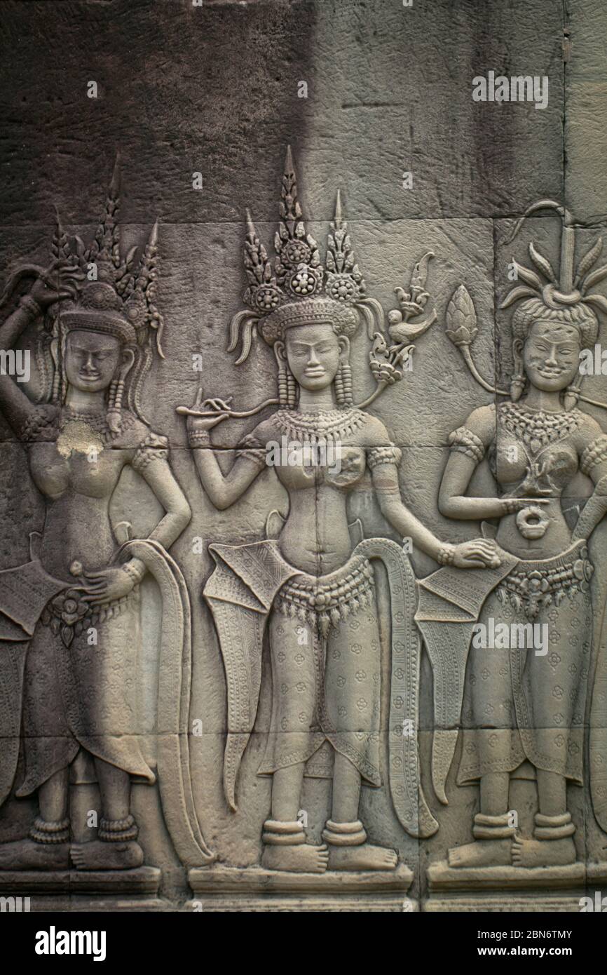 Angkor Wat è un complesso di templi in Cambogia ed è il più grande monumento religioso del mondo Foto Stock