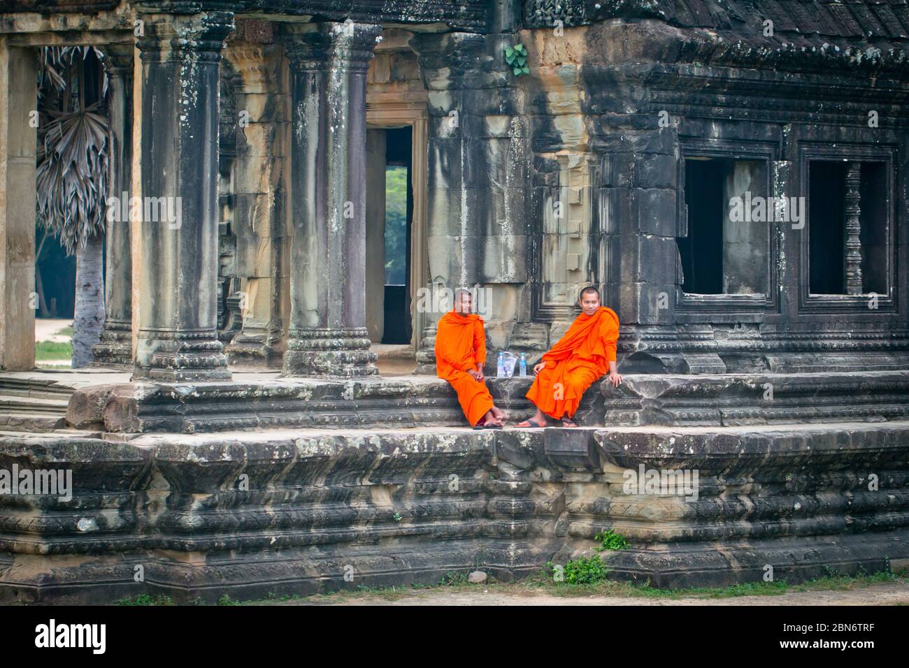 Angkor Wat è un complesso di templi in Cambogia ed è il più grande monumento religioso del mondo Foto Stock