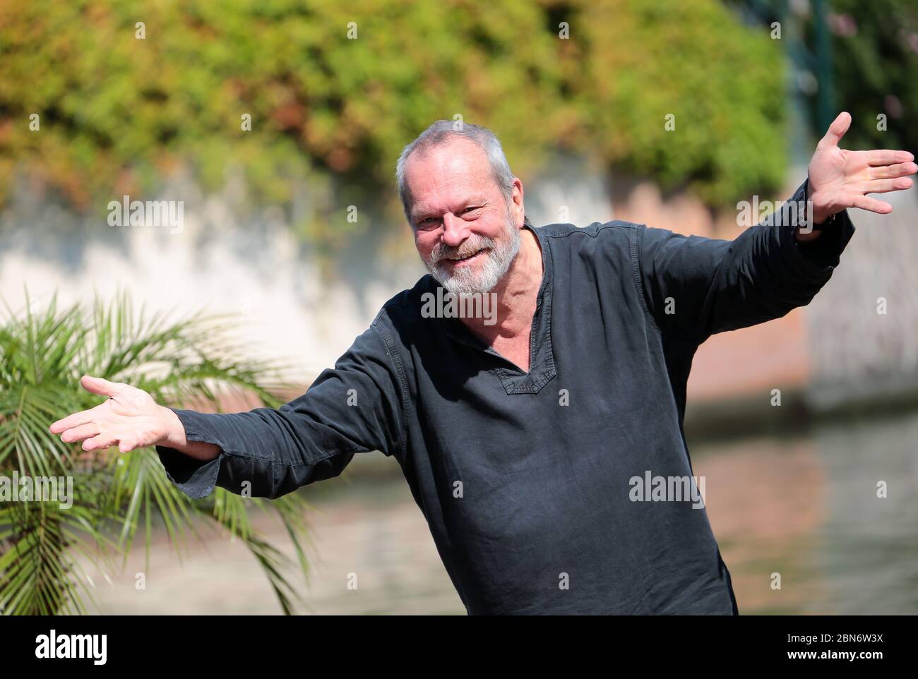 VENEZIA, ITALIA - 07 SETTEMBRE: Terry Gilliam e Tomaso Trussardi sono stati visti il giorno 6 del 72esimo Festival del Cinema di Venezia il 7 settembre 2015 a Venezia Foto Stock