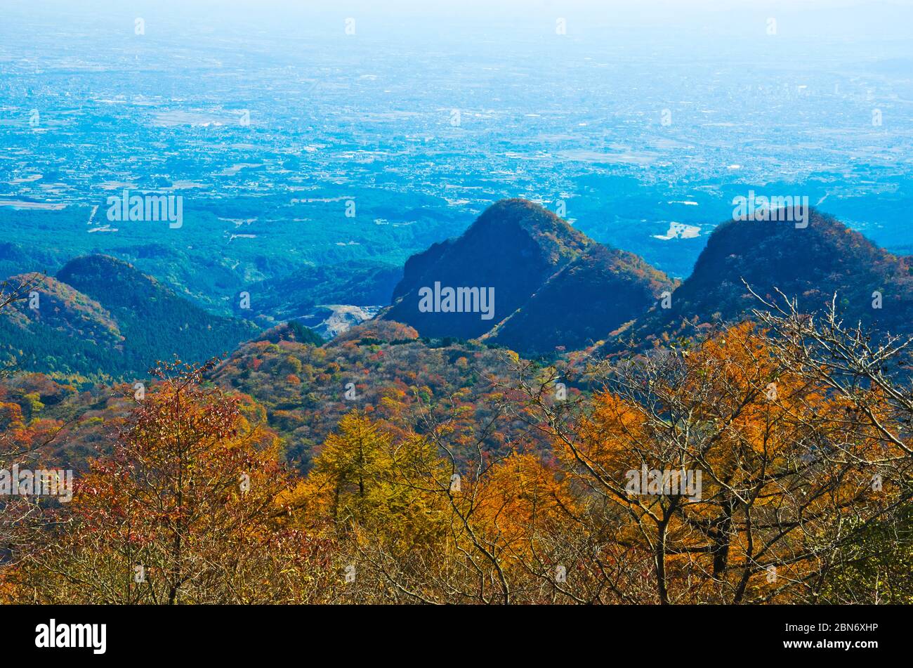 Monte Haruna e Lago Haruna nella stagione autunnale. Foto Stock