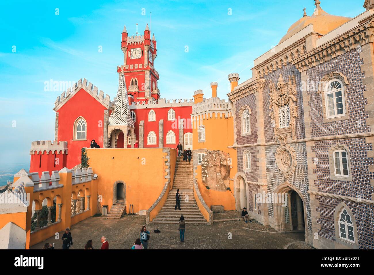 Palazzo Nazionale pena a Sao Pedro de Penaferrim - Sito Patrimonio dell'Umanità dell'UNESCO e una delle sette meraviglie del Portogallo. Foto Stock