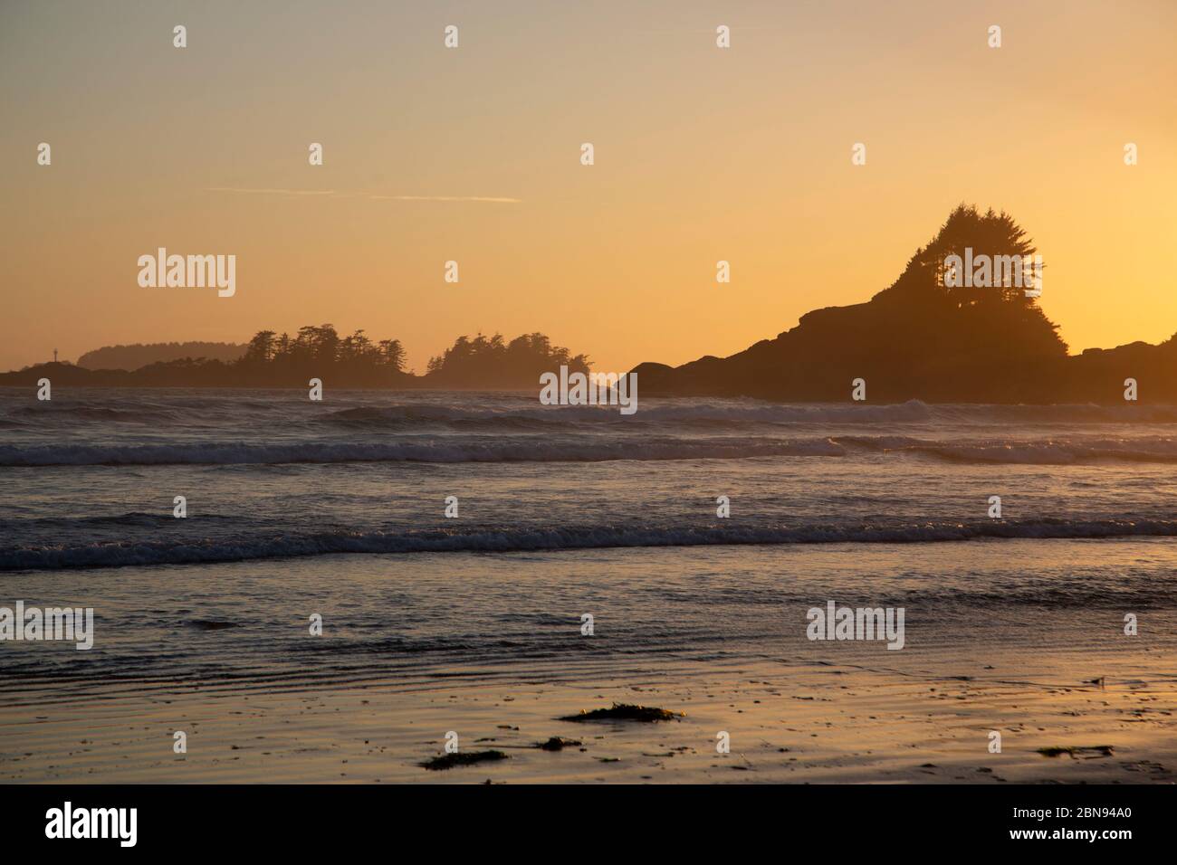 Tramonto d'oro, Long Beach, Vancouver Island Foto Stock