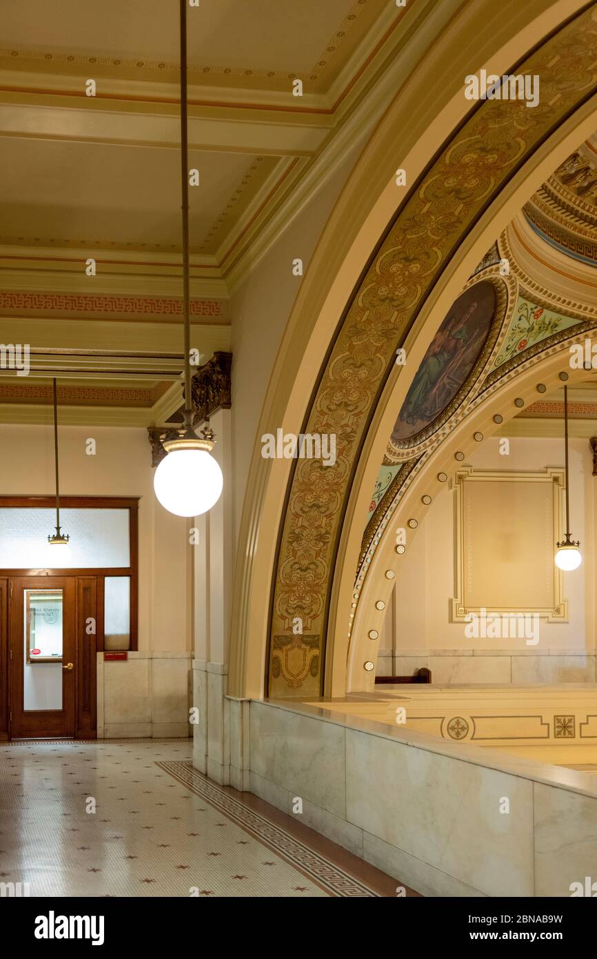 Interno del tribunale della contea di Manitowoc. Foto Stock