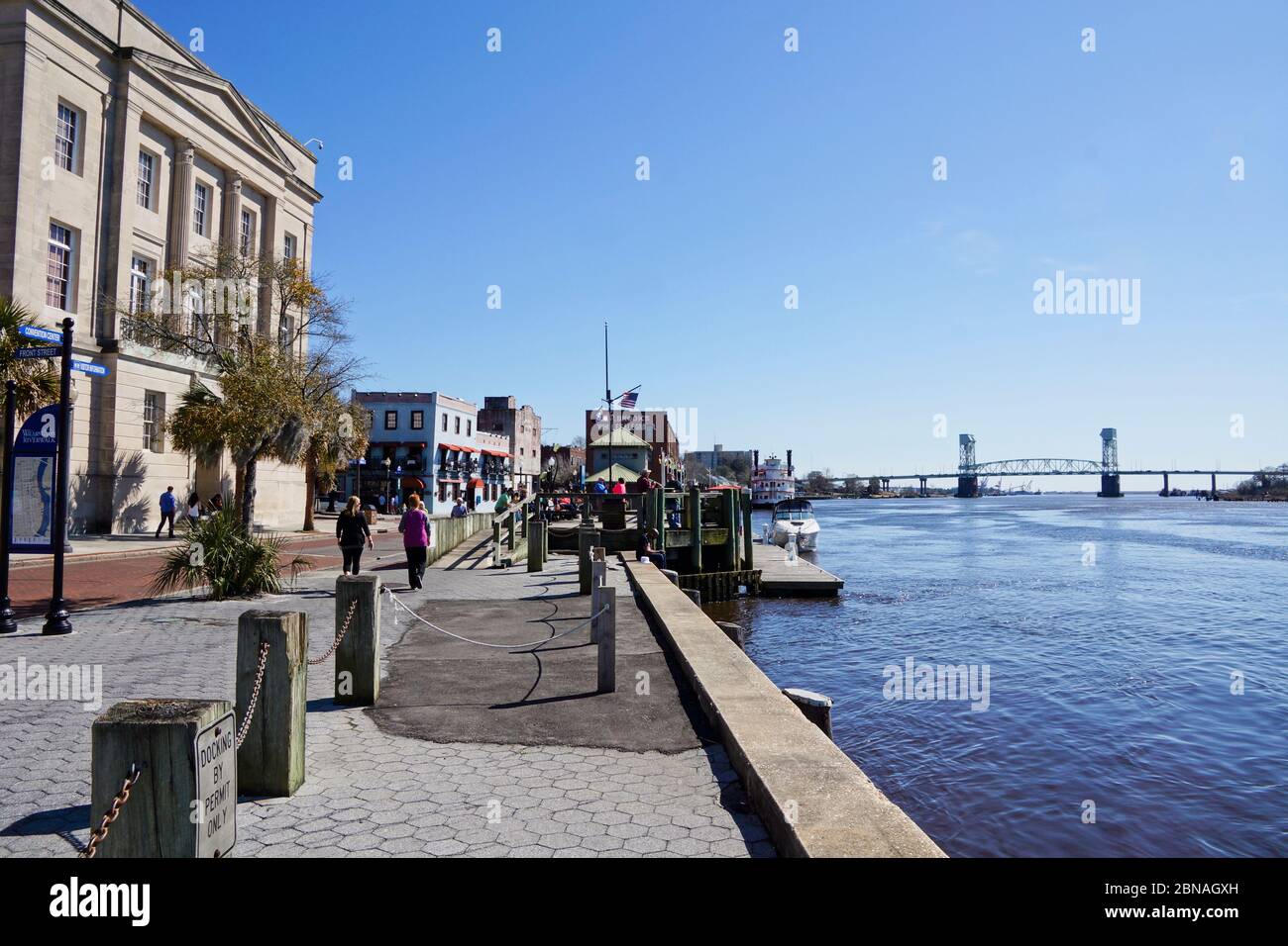 Wilmington USA - 8 marzo 2015 - Cape Fear River front a Wilmington North Carolina USA Foto Stock