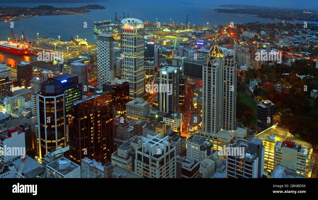 vista dalla torre sopraelevata, foto notturna, Nuova Zelanda, Auckland Foto Stock