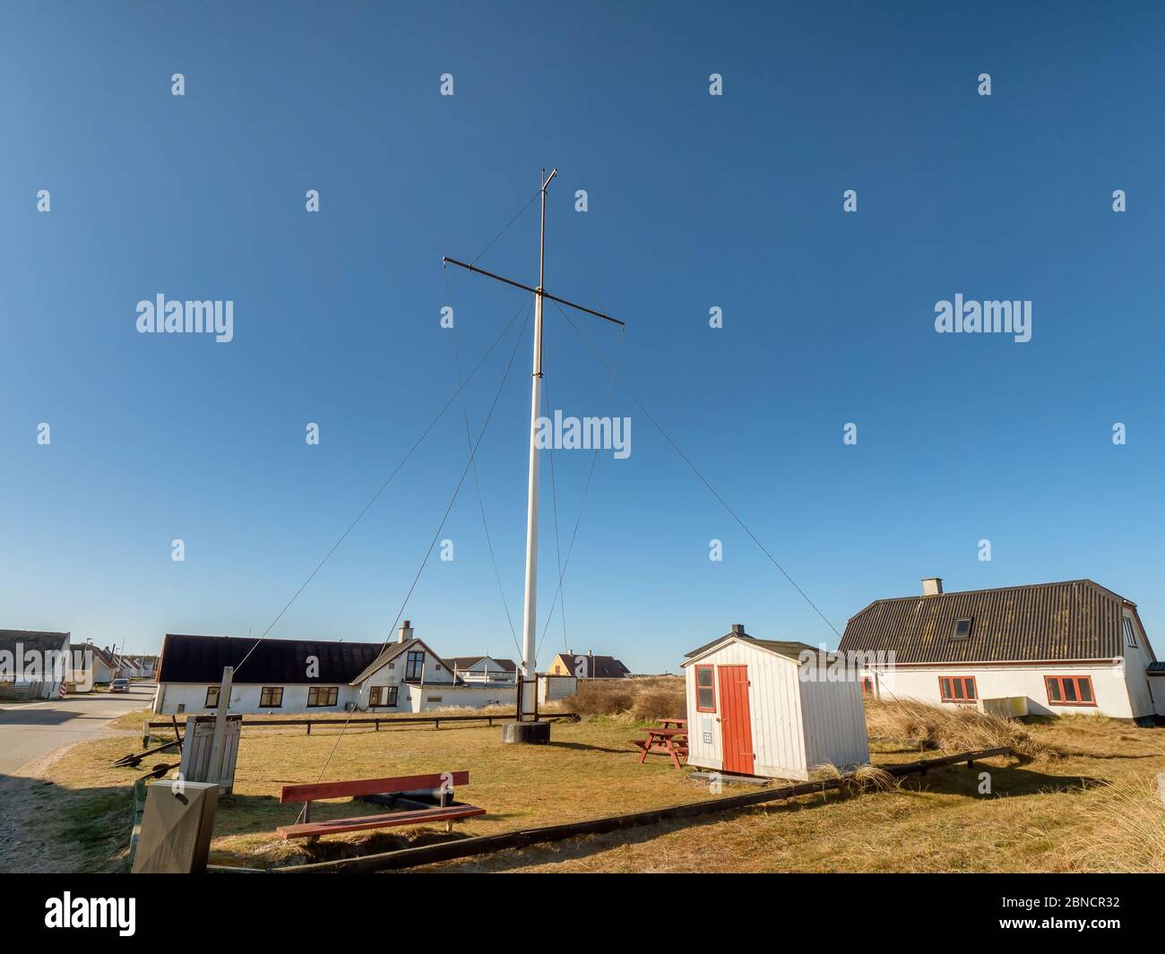 LildStrand piccolo villaggio sulla costa del Mare del Nord in Danimarca Foto Stock