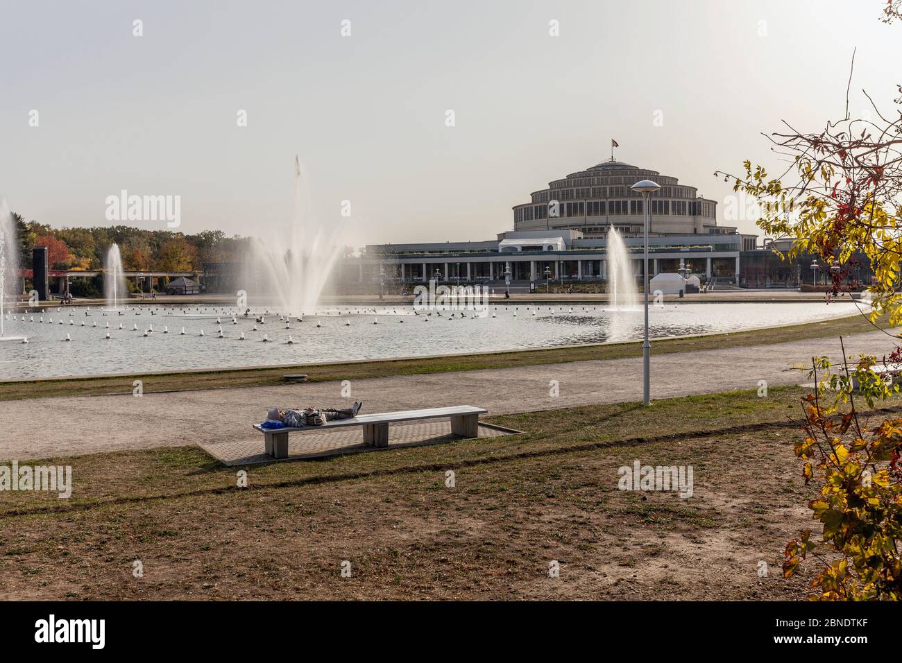 Sala Centennial con fontane, Wroclaw Foto Stock