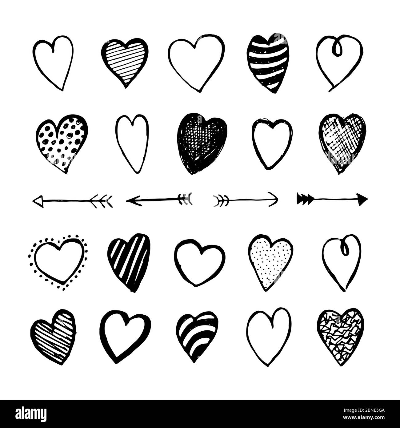 Icone di cuore e frecce disegnate a mano insieme in stile doodle. Elementi di design abbozzati per San Valentino o matrimonio. Simboli d'amore neri isolati su bianco. Ve Illustrazione Vettoriale