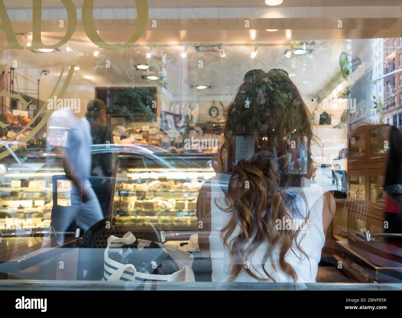 Panetteria, finestra caffè Manhattan, New York, Stati Uniti Foto Stock