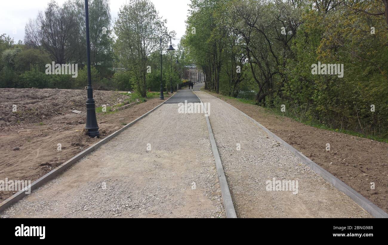 Il nuovo percorso pedonale e ciclabile è quasi finito Foto Stock