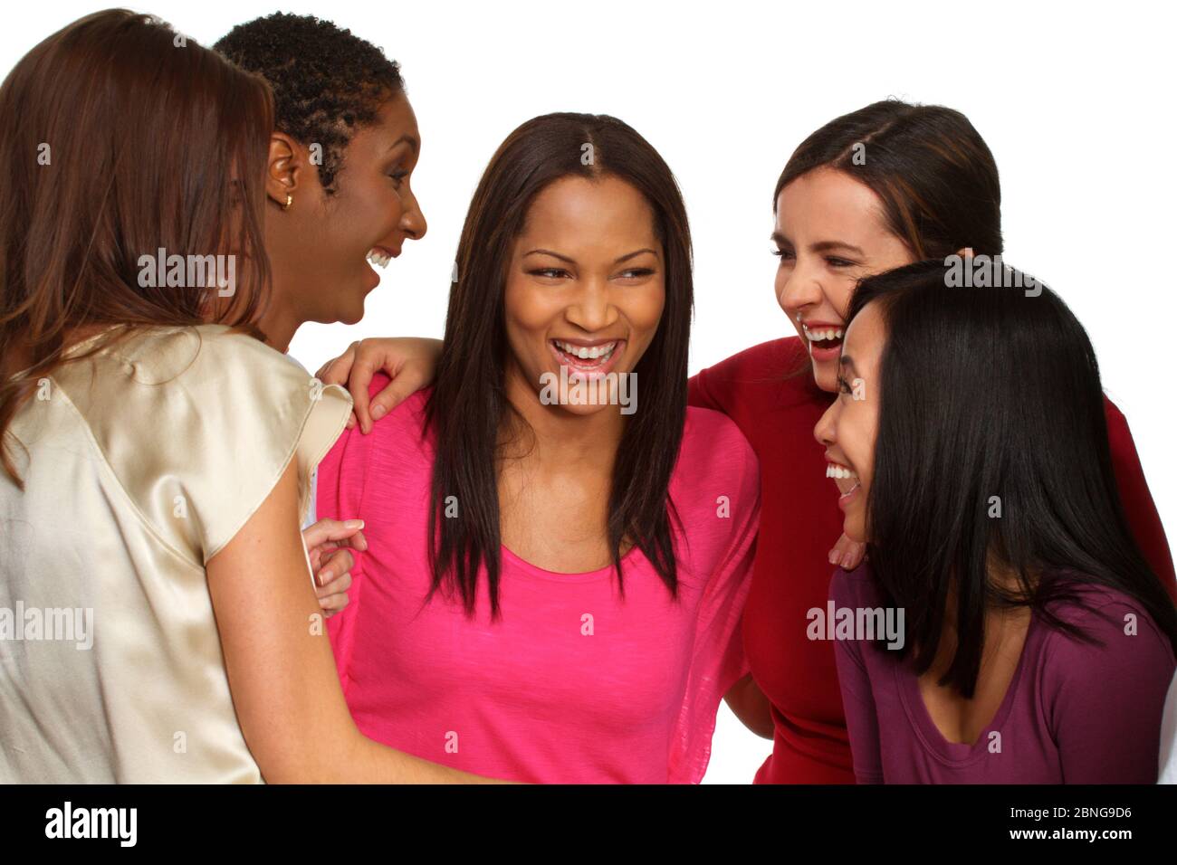 Diversi gruppi di amici a parlare e a ridere. Foto Stock