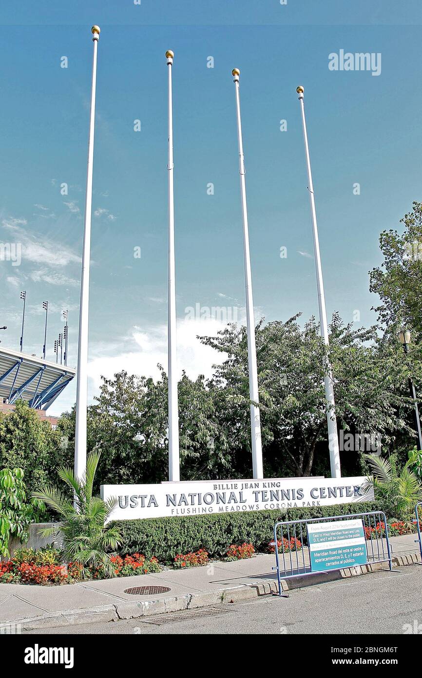 New York, NY, Stati Uniti. 29 agosto 2011. Atmosfera alla cerimonia di apertura notturna degli Stati Uniti del 2011 presso l'USTA Billie Jean King National Tennis Center. Credit: Marco, Alamy Foto Stock