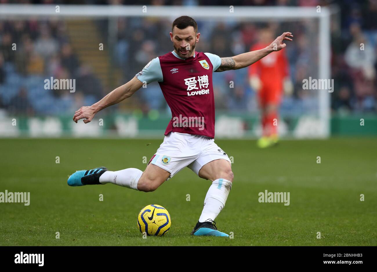 Burnley's Phil Bardsley durante il match di Premier League a Turf Moor, Burnley. Foto Stock