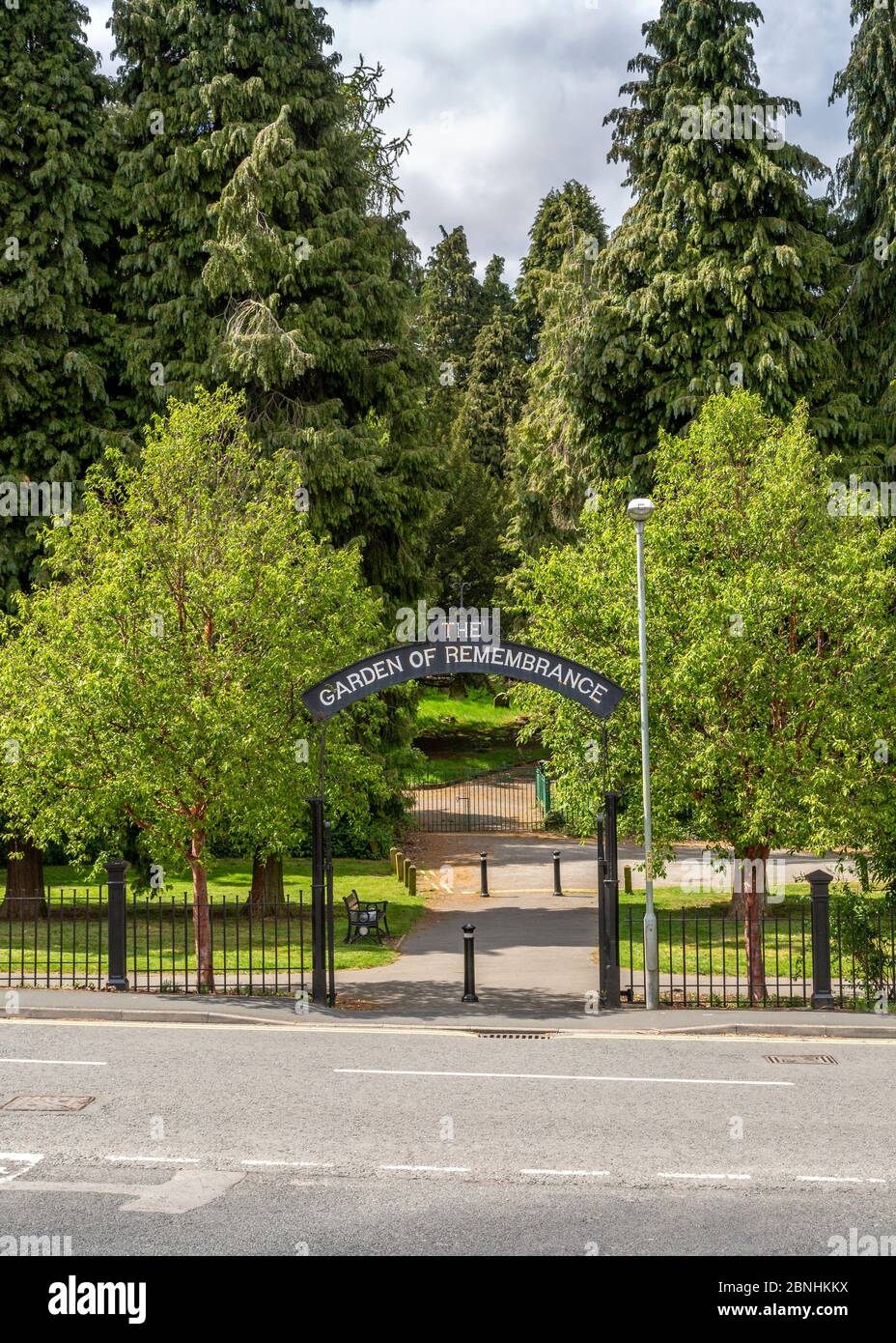 Giardino della memoria & memoriale di guerra su Plymouth Road, Redditch, Worcestershire. Foto Stock