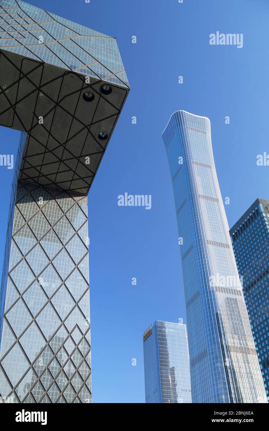 La Torre CITIC, il grattacielo più alto di Pechino nel 2020, e la sede centrale della CCTV, Pechino, Cina, Asia Foto Stock