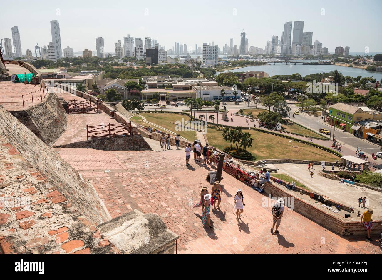 Vista dal Castillo de San Felipe de Barajas, Cartagena, Dipartimento di Bolivar, Colombia, Sud America Foto Stock