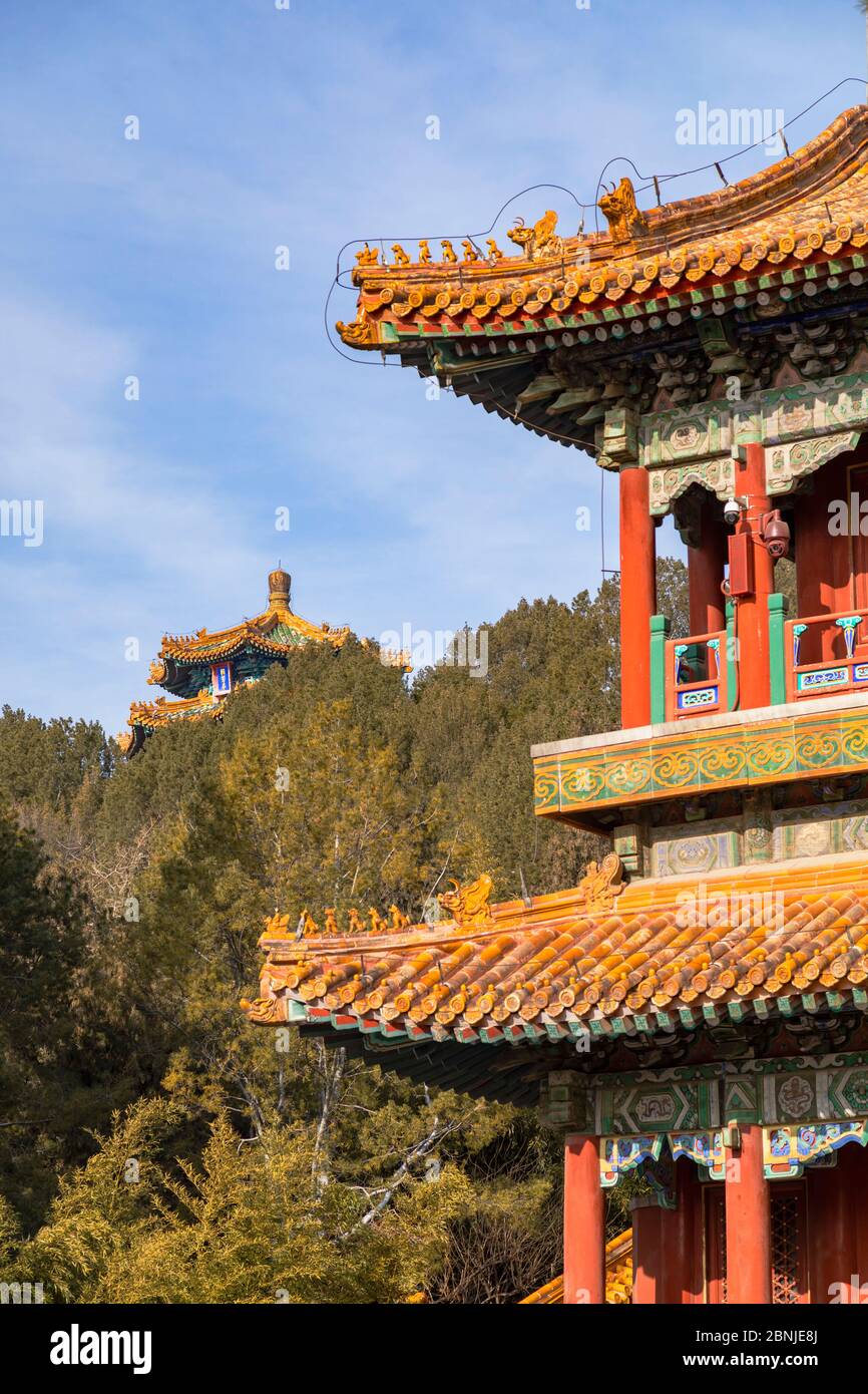Padiglioni nel Parco di Jingshan, Pechino, Cina, Asia Foto Stock