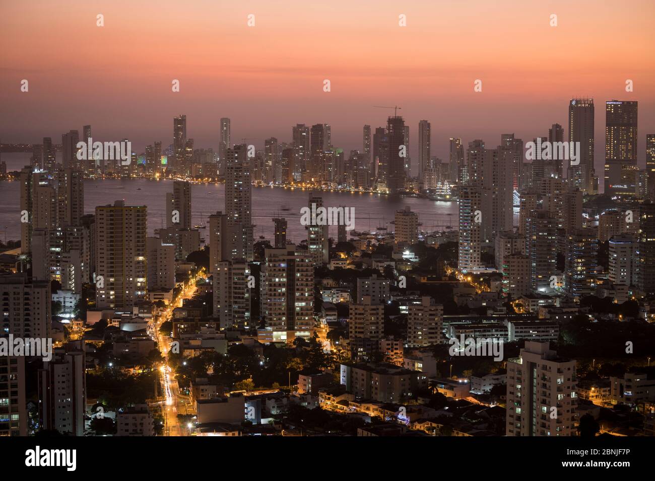 Vista dal Convento de Santa Cruz de la Popa di Cartagena al tramonto, Cartagena, Dipartimento di Bolivar, Colombia, Sud America Foto Stock