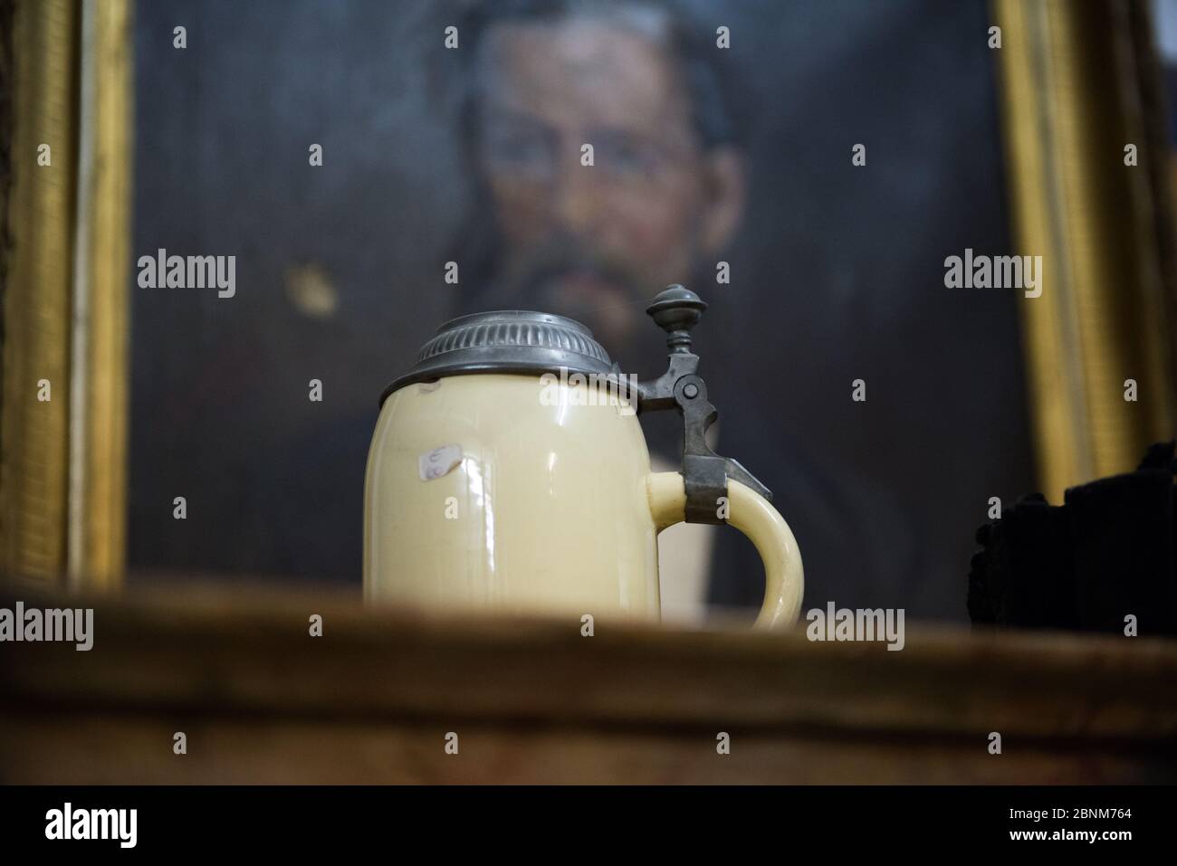 Antiquariato, tazza di birra Foto Stock