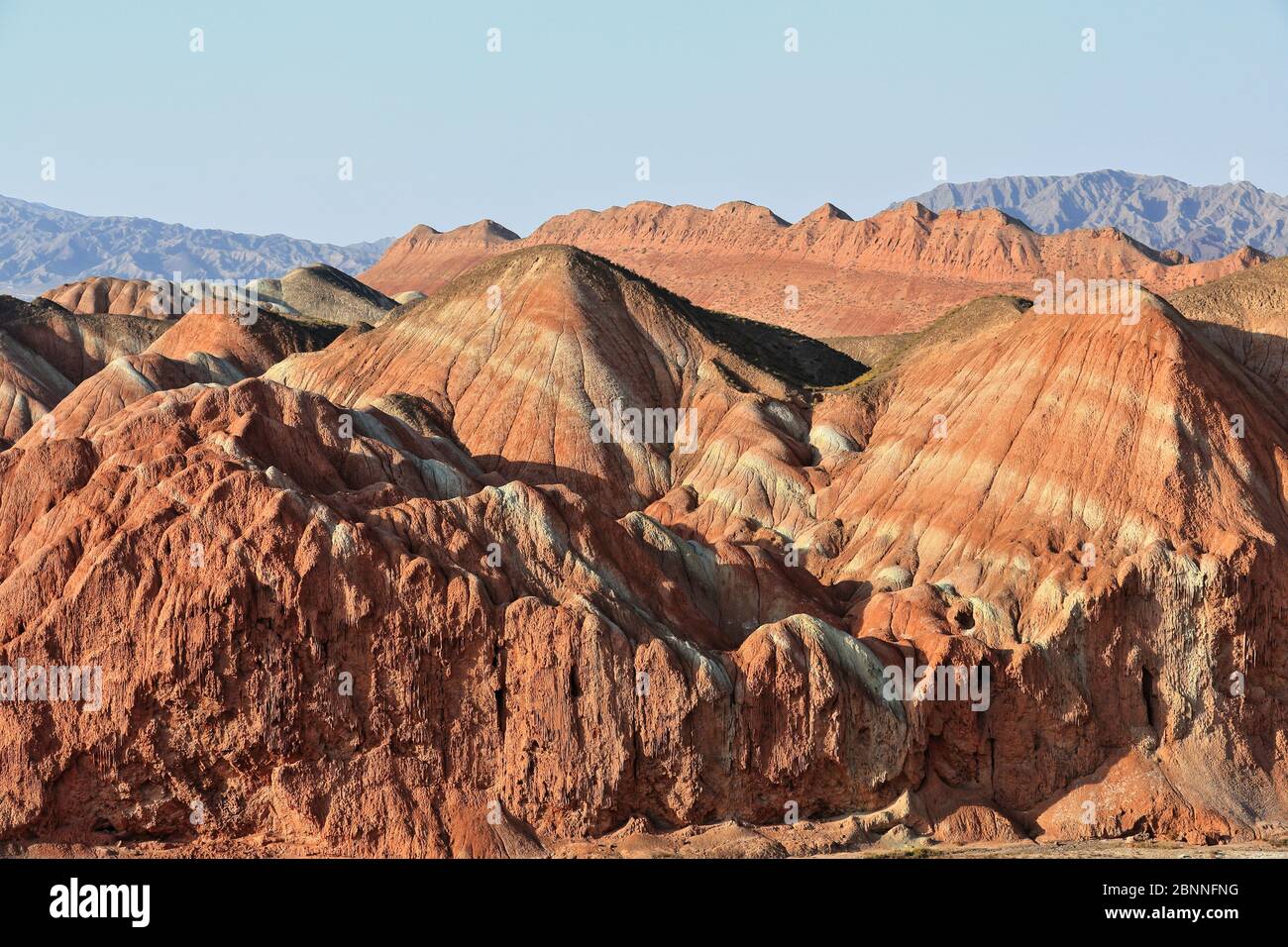 La forma del terreno di Tassels-of-the-Yugur-Maiden dalla piattaforma di osservazione ricamata a colori. Zhangye Danxia-Qicai Scenic Spot-Gansu-China-0879 Foto Stock