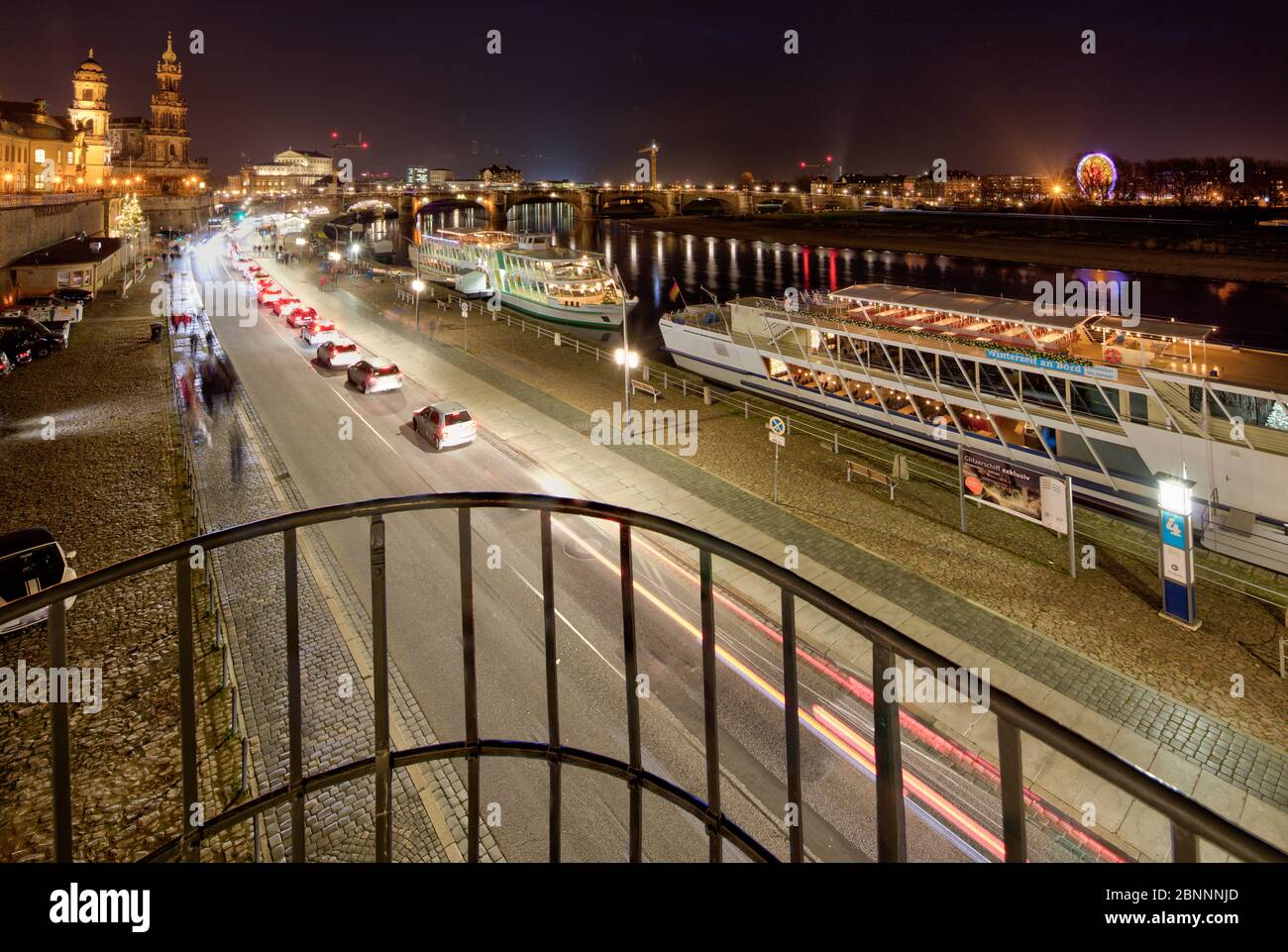 Altstadt, Terrassenufer, Elba, Augustusbrücke, Neustadt, Riesenrad, ora blu, Dresda, Sassonia, Germania, Europa, Foto Stock