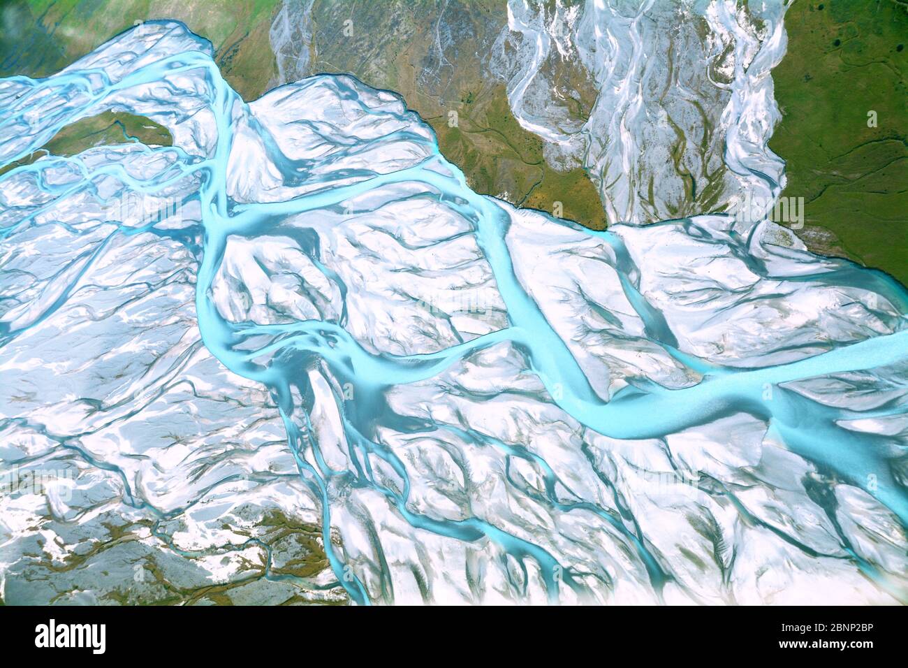 Veduta aerea astratta di un letto di fiume in Nuova Zelanda, Franz josef glacia Foto Stock