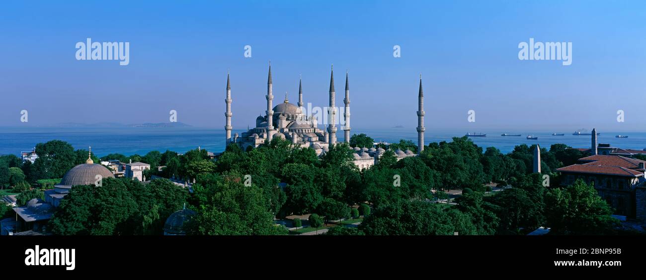 Vista panoramica della Moschea Blu (Sultanahmet Camii). Istanbul, Turchia Foto Stock