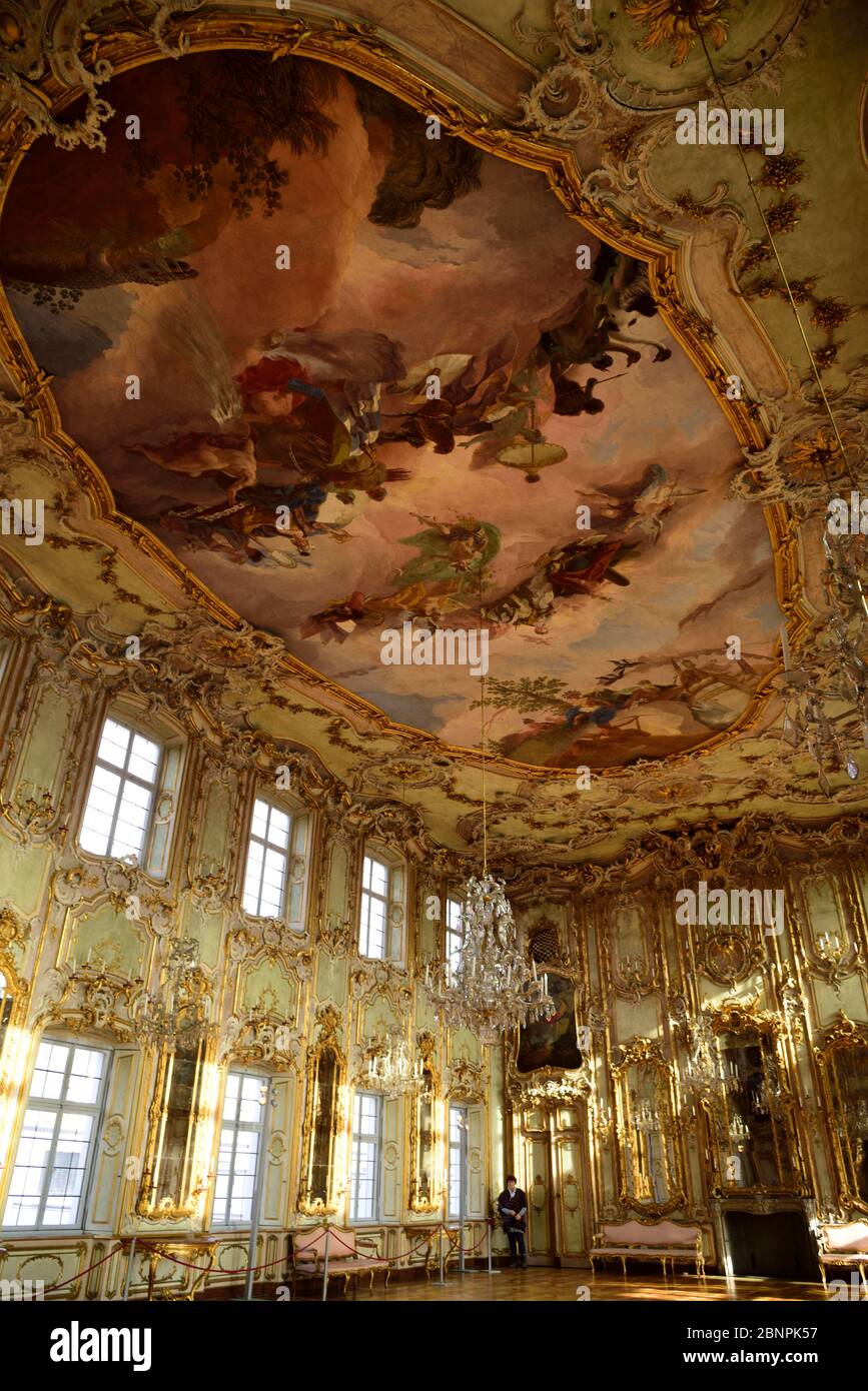 Europa, Germania, Baviera, Svevia, Augusta, Schaetzler-Palais, stile rococo, costruito dal 1765 al 1770, grande sala da ballo, pittura sul soffitto, Foto Stock
