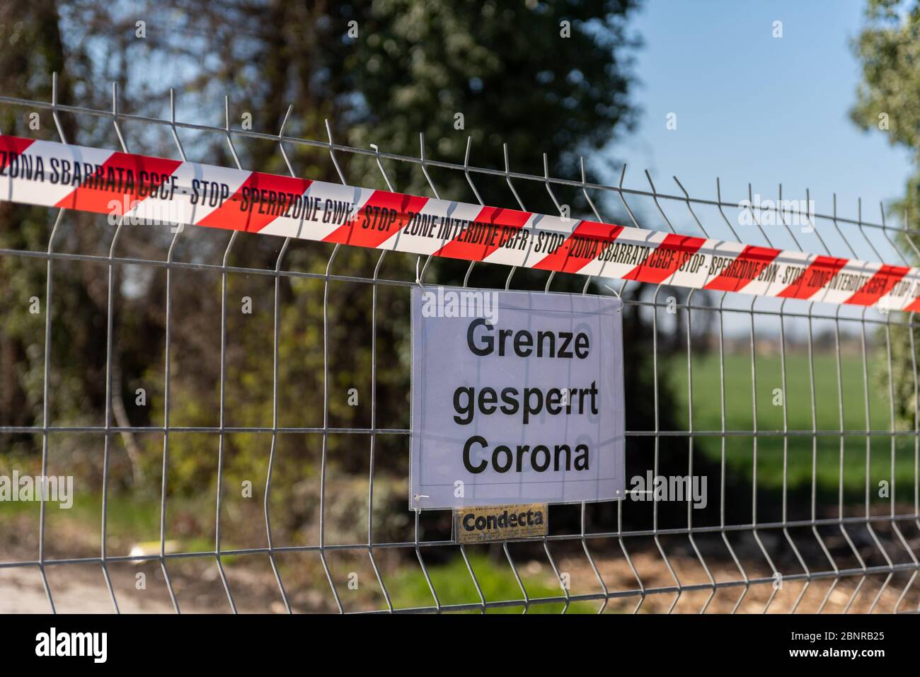 Frontiere chiuse per Germania e Francia durante la chiusura di Corona a Basilea, Svizzera Foto Stock