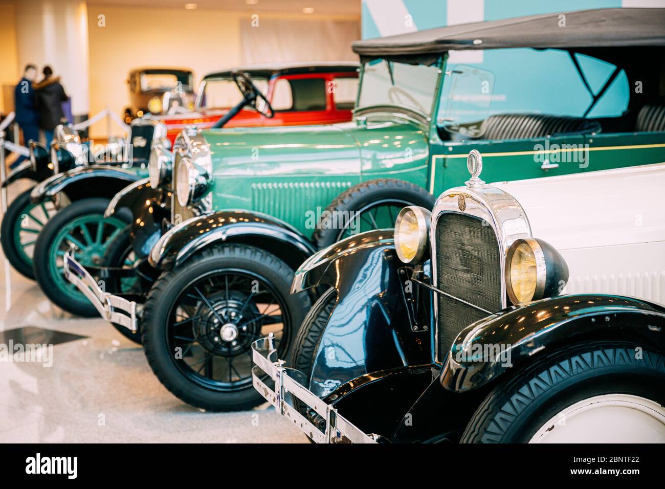 Mosca, Russia - 22 febbraio 2020: Dodge Open Touring retro Vintage Oldtimer Auto di 1929 anni all'aeroporto di Mosca Domodedovo. Foto Stock