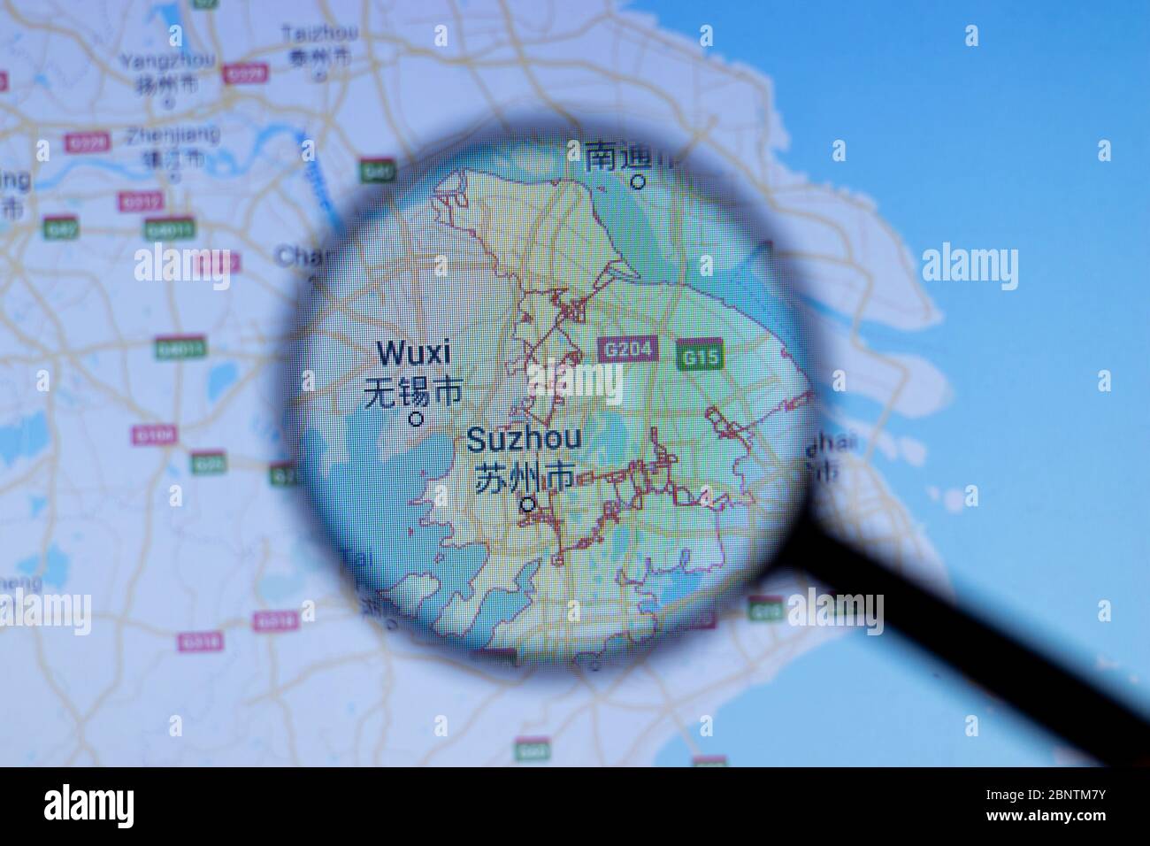 Los Angeles, California, USA - 1 Maggio 2020: Nome della città di Suzhou con posizione sulla mappa da vicino, editoriale illustrativo Foto Stock