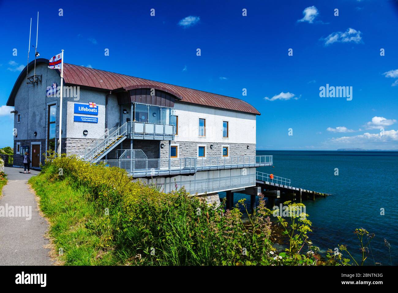 Moelfre scialuppa di salvataggio sulla stazione di Anglesey nel Galles del Nord in estate Foto Stock