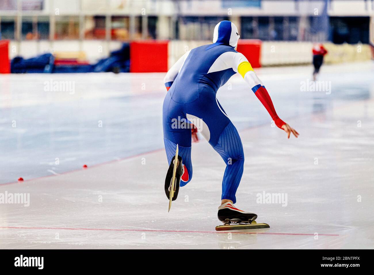 velocità skating inizio uomo velocità skater atleta Foto Stock