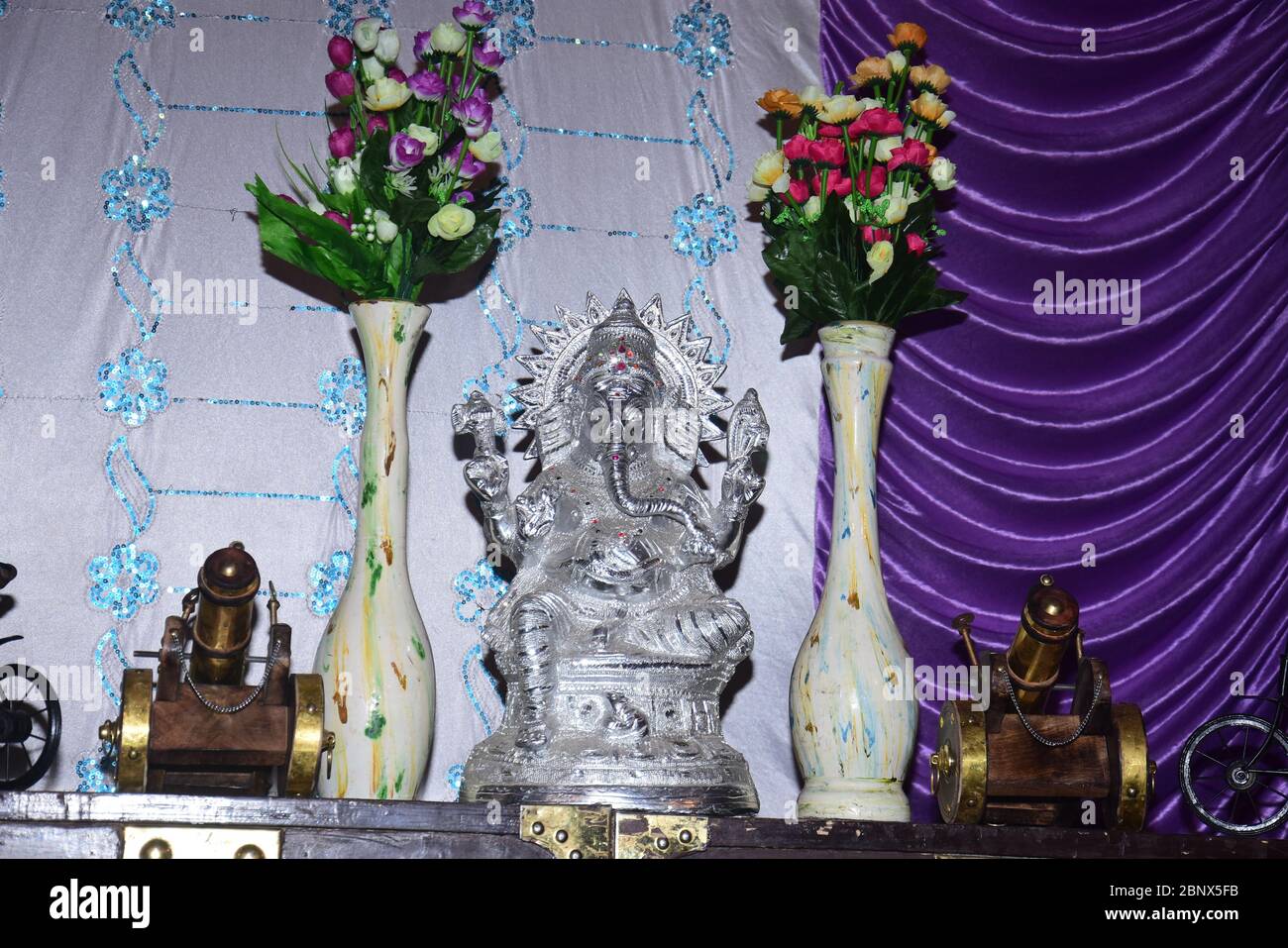 Statua di Lord Ganesha installato nel matrimonio indiano Foto Stock