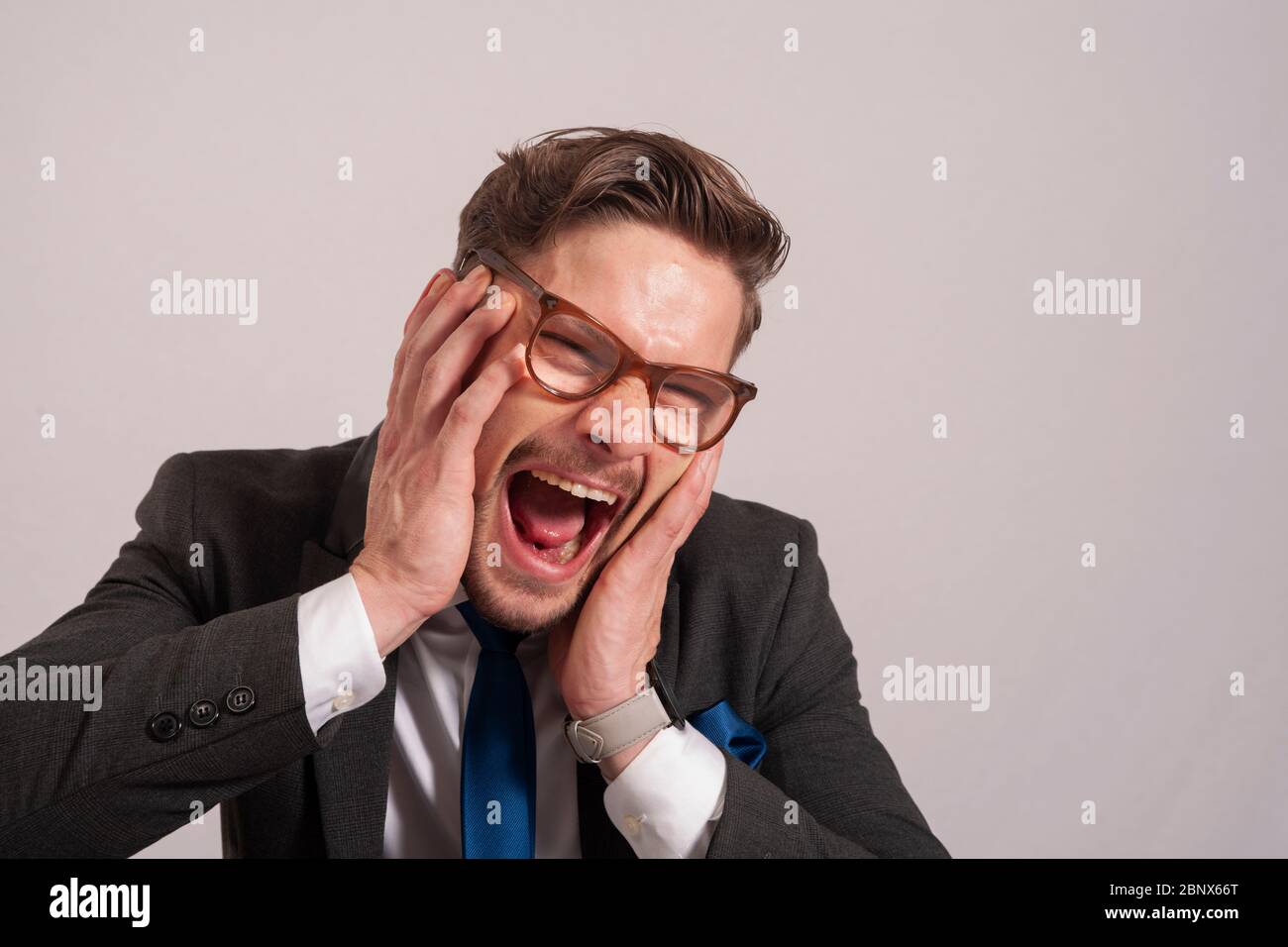 Ritratto di un giovane imprenditore Foto Stock