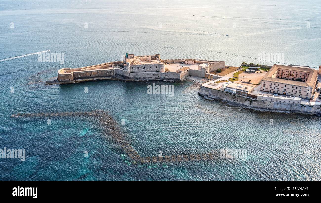 Siracusa Sicilia. Vista aerea di Maniace fortezza di Ortigia. Foto Stock