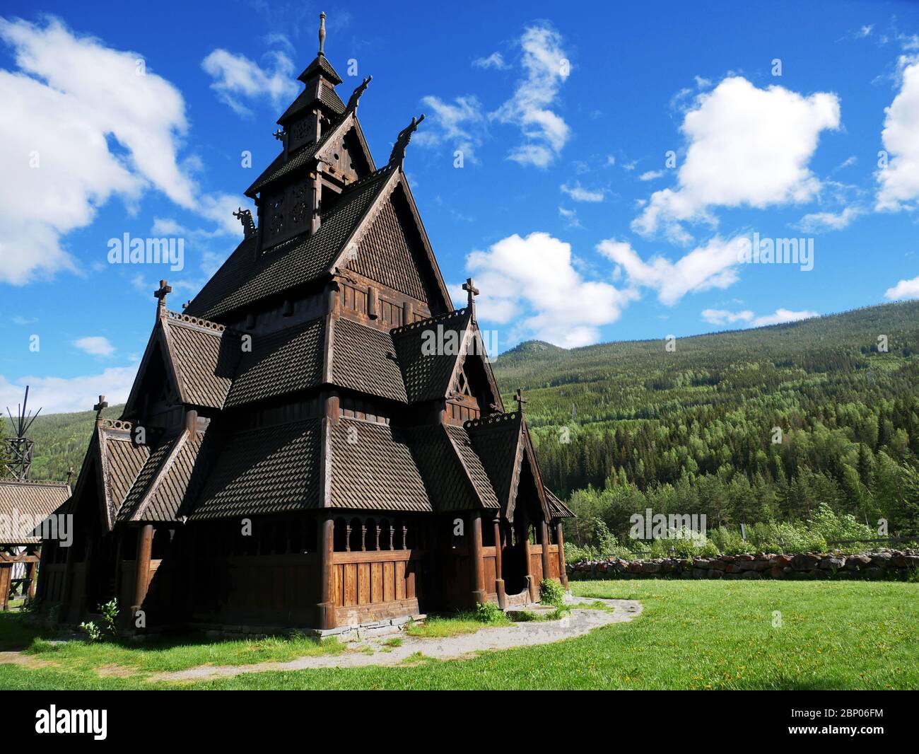 Stavekirke di mezza età in norvegia Foto Stock