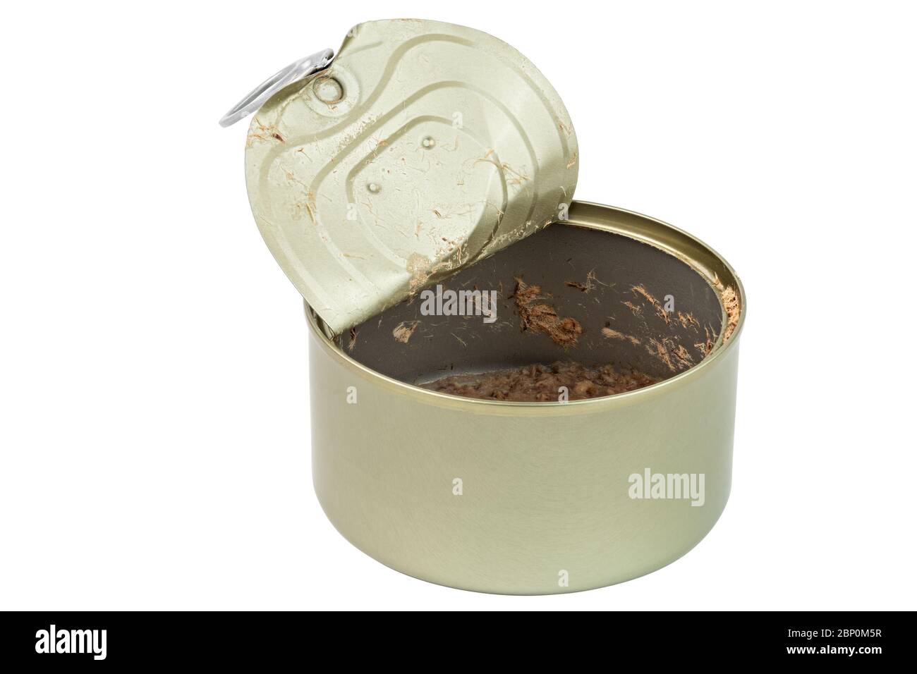 tincano aperto e vuoto con avanzi di tonno - isolato su sfondo bianco Foto Stock