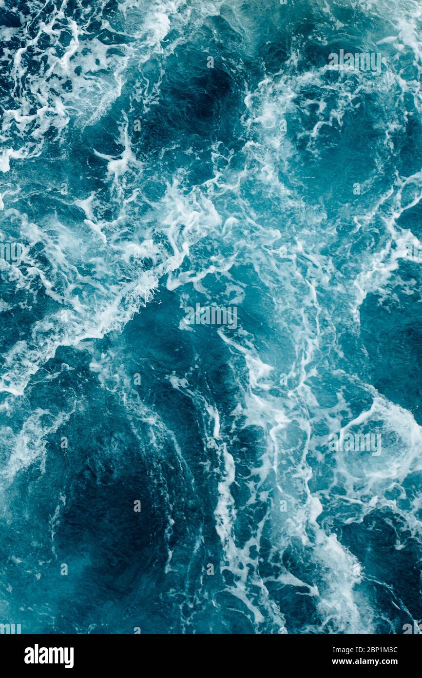 Mare acqua blu Oceano Atlantico Foto Stock