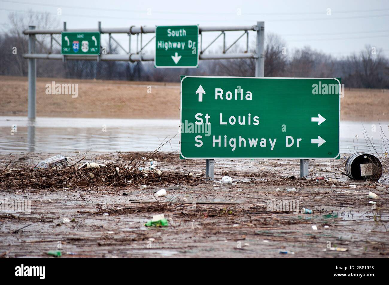 2016 alluvione nel Valley Park, Missouri USA lungo il fiume Meramec, affluente del fiume Mississippi. Foto Stock
