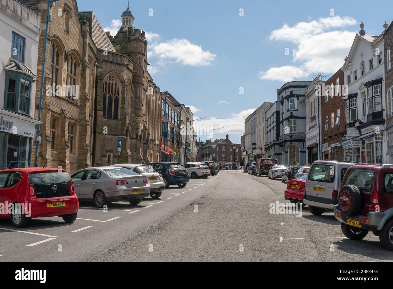 Lower High Street, Stourbridge durante il Covid-19 Pandemic. West Midlands. REGNO UNITO Foto Stock