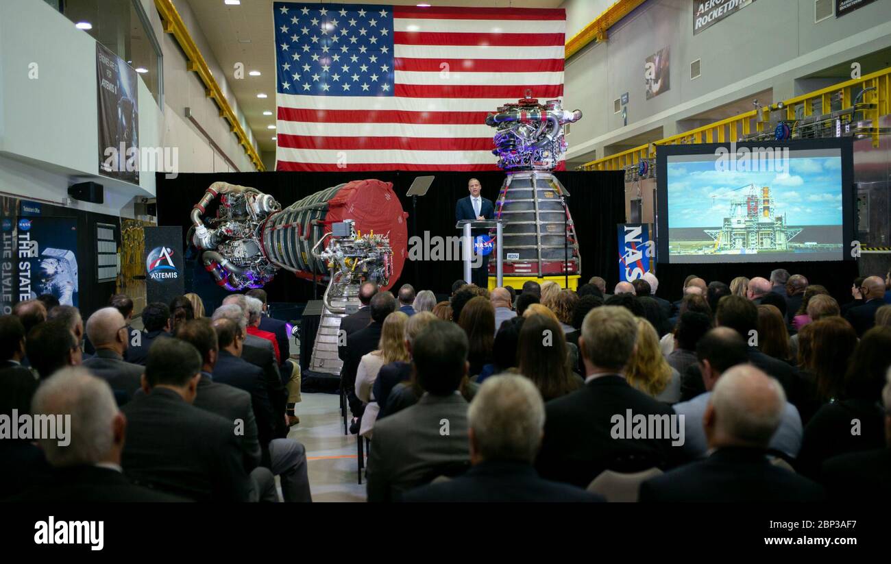 Il 10 febbraio 2020, l'amministratore della NASA Jim Bridenstine discute la proposta di bilancio della NASA per l'anno fiscale 2021 durante l'intervento dello stato della NASA presso la struttura di Aerojet Rocketdyne presso lo Stennis Space Center in Mississippi. Foto Stock