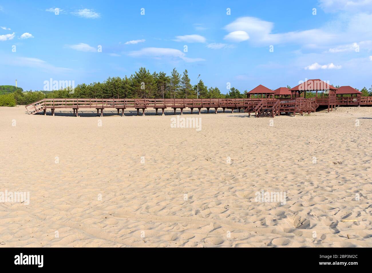 Struttura in legno chiamata 'Wind Rose' sul bordo del deserto di Bledow, Polonia Foto Stock