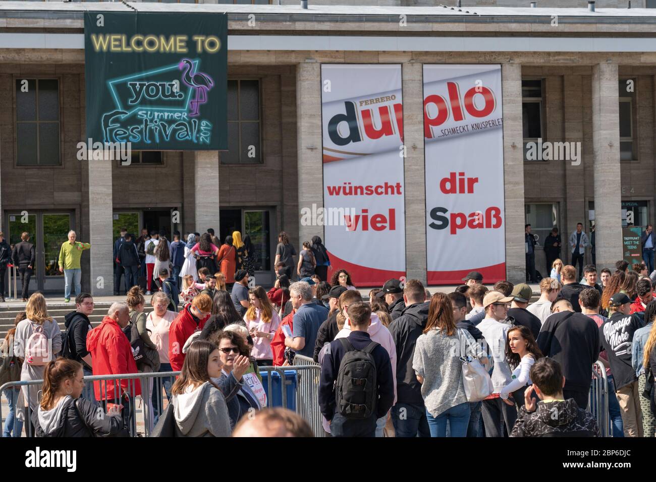 Oggi venerdì 24 maggio 2019, il FESTIVAL 2019 della TUA Estate avrà inizio con una straordinaria apertura. Foto Stock