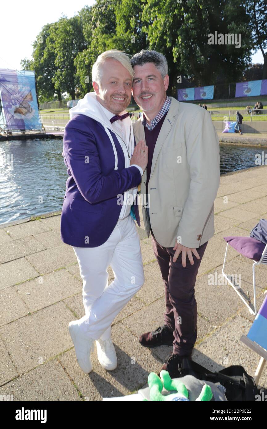 Ross Antony und Partner Paul Reeves, Milka Charity Blobing-Event am Stadtparksee, Amburgo, 22.05.2019 Foto Stock