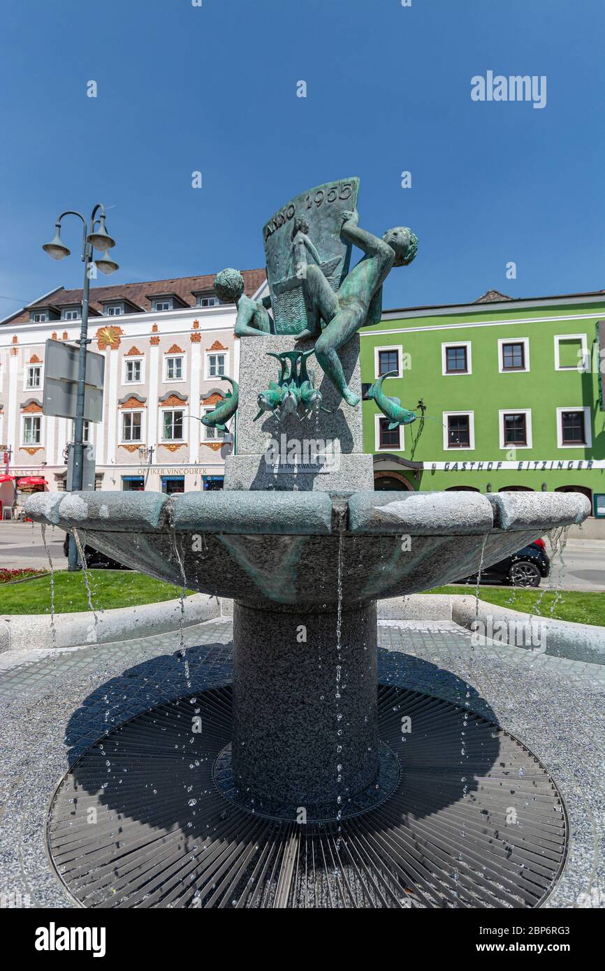 Lambach è una città del distretto di Wels-Land, nello stato austriaco dell'alta Austria, sui fiumi Ager e Traun. Una tappa importante sul commercio del sale Foto Stock